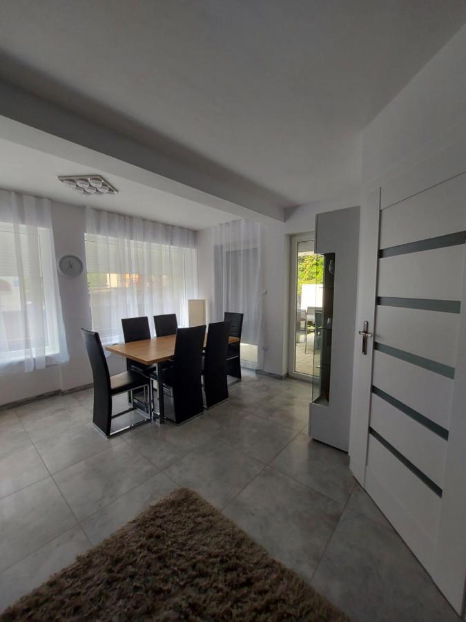 Apartament Z Duzym Tarasem Daire Swinoujscie Oda fotoğraf
